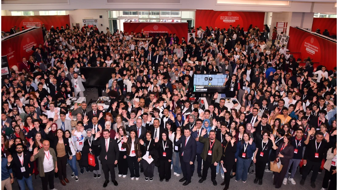 Ankara’da Dijital Gelecek Şekilleniyor: 2. GençTek Zirvesi Başladı