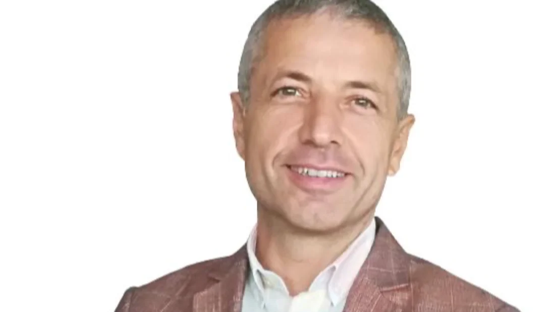“Çalmadan Zengin Olamazsın” okurlarla buluştu