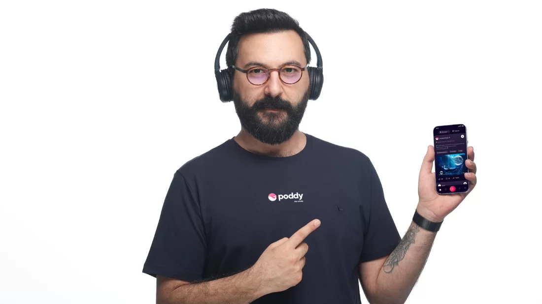 Gelişen bir dev diye nitelenen podcast endüstrisinin 2024 ve sonrasında rekorlar kırması bekleniyor 