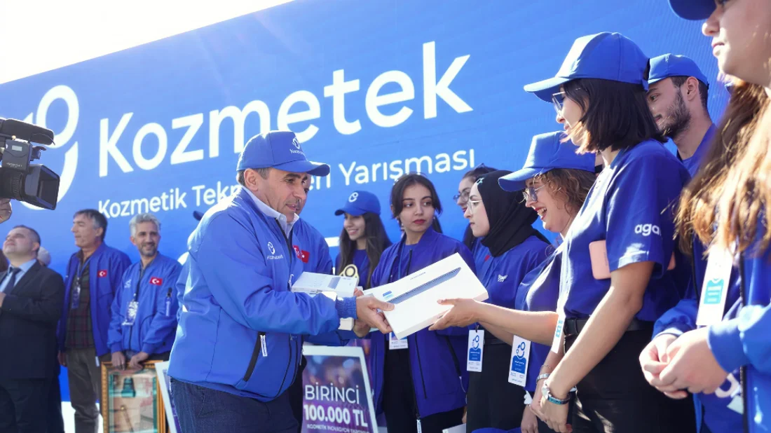 Kozmetek 2026’da Son Viraj: Genç Zihinler Kozmetik ve Dijital Dönüşüm İçin Yarışıyor