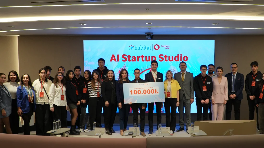 Liseli Girişimcilere Yönelik “AI Startup Studıo” Programı Sonuçlandı  