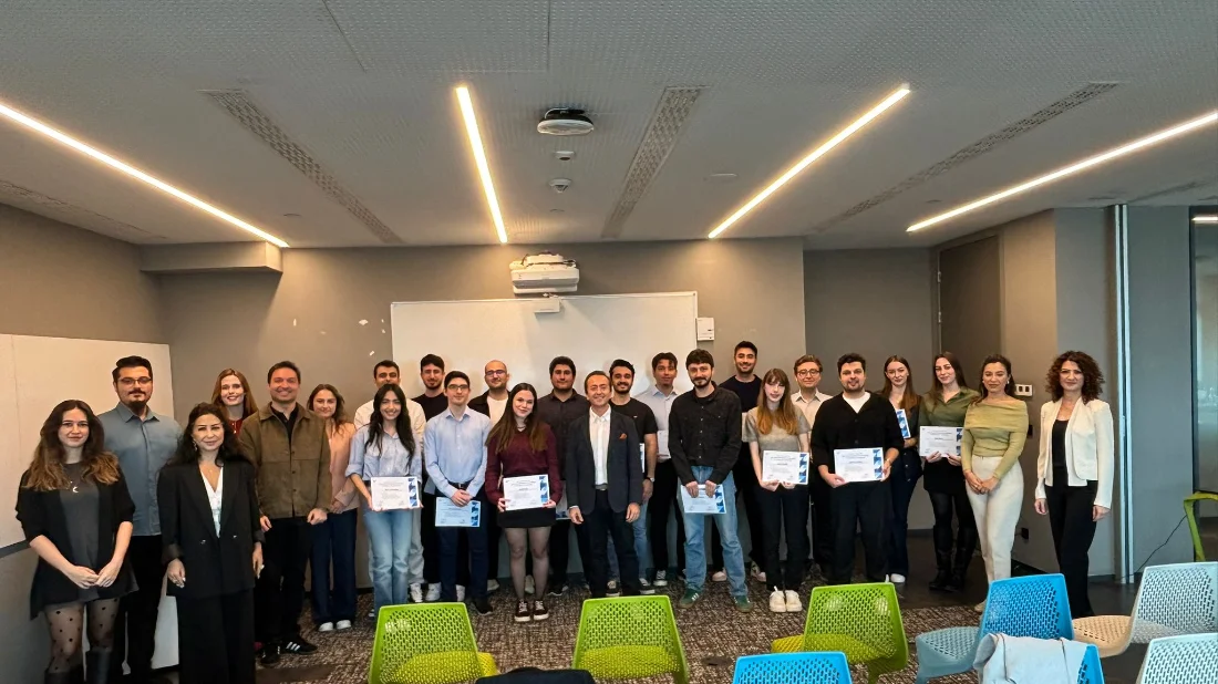 SAP Türkiye Genç Profesyoneller Programı’ndan Bir İlk: Üretken Yapay Zeka Sertifikalı Mezunlar