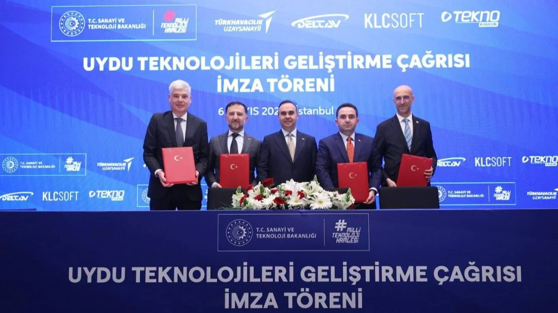 Türkiye’nin Uzay Hedeflerinde Stratejik İş Birliklerine İmzalar Atıldı
