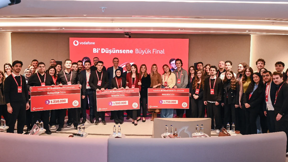Vodafone “Bi’ Düşünsene” Fikir Maratonu şampiyonları belli oldu