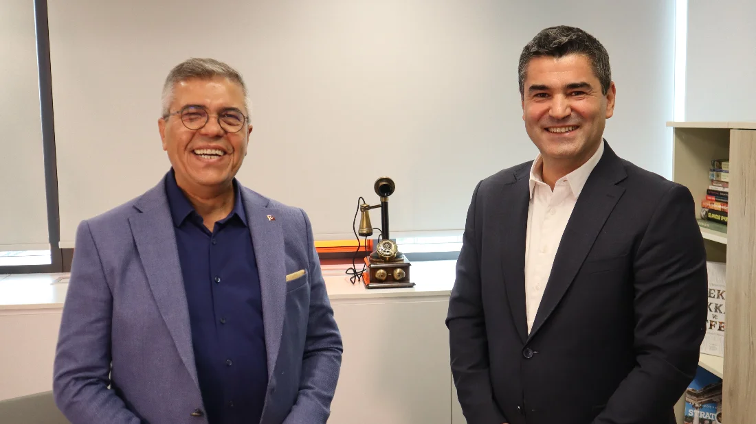 “Yeni nesil veri merkezleri tasarlayıp işletmeliyiz; ülkemiz, veri iletişiminde köprü vazifesi görebilir