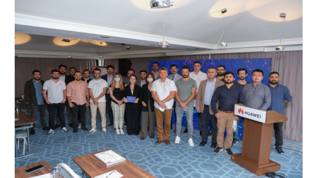 Huawei Türkiye Genel Müdürü Jing Li:  Başarımızda mühendislerin önemli katkıları var
