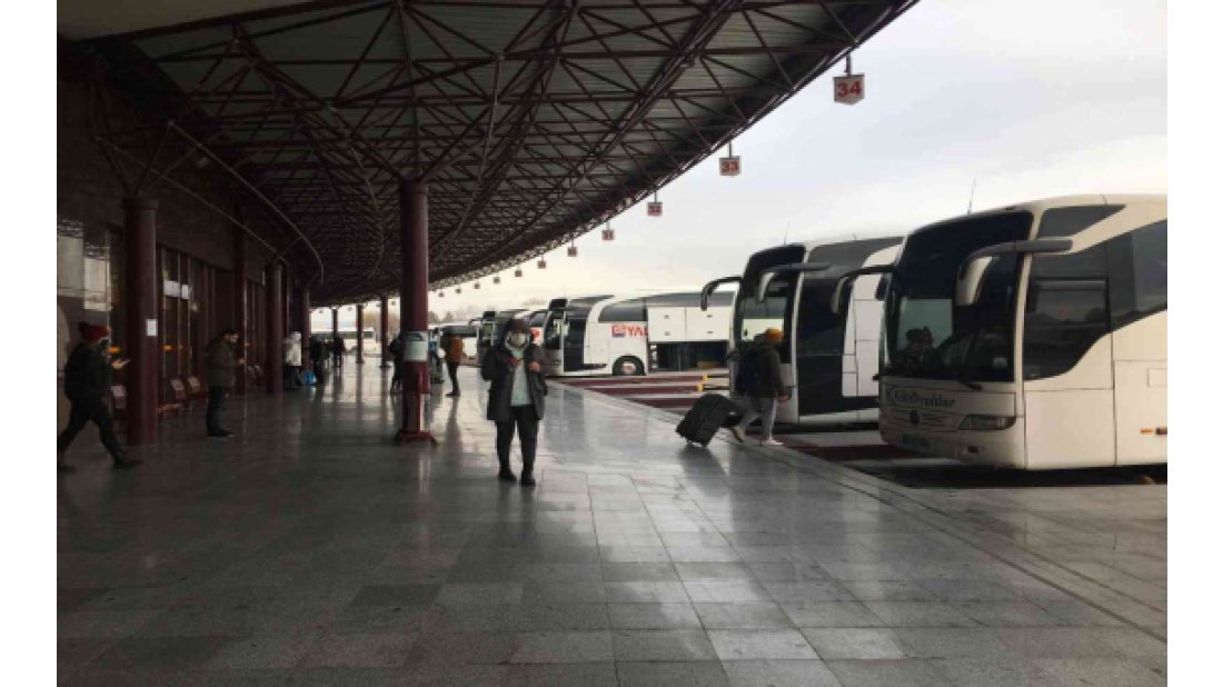 Şehirlerarası otobüs biletine yüzde 20 zam sinyali: Ulaştırma Bakanlığı zam talebini gündemine aldı…