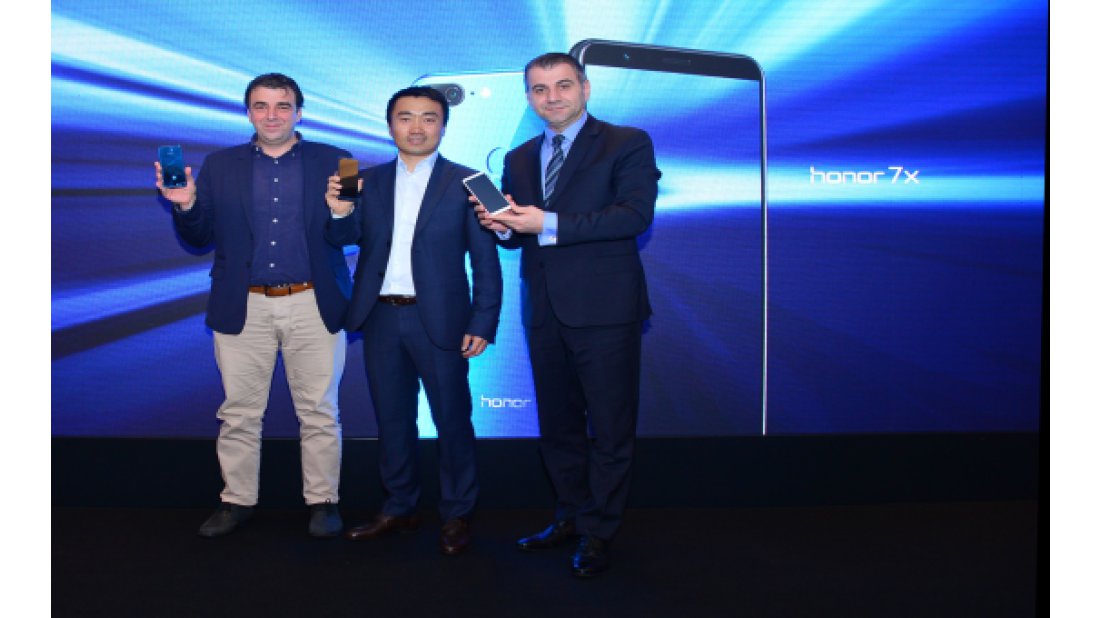 Honor Türkiye’de satışa sunacağı ilk telefonları tanıttı