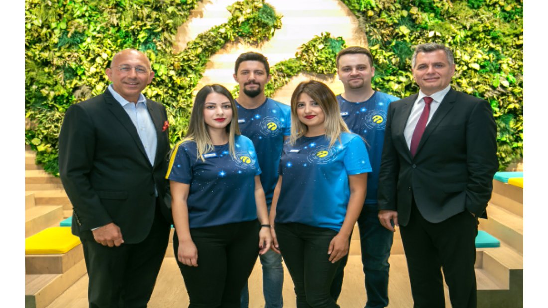 Turkcell çalışanlarının kıyafetleri Boyner’den
