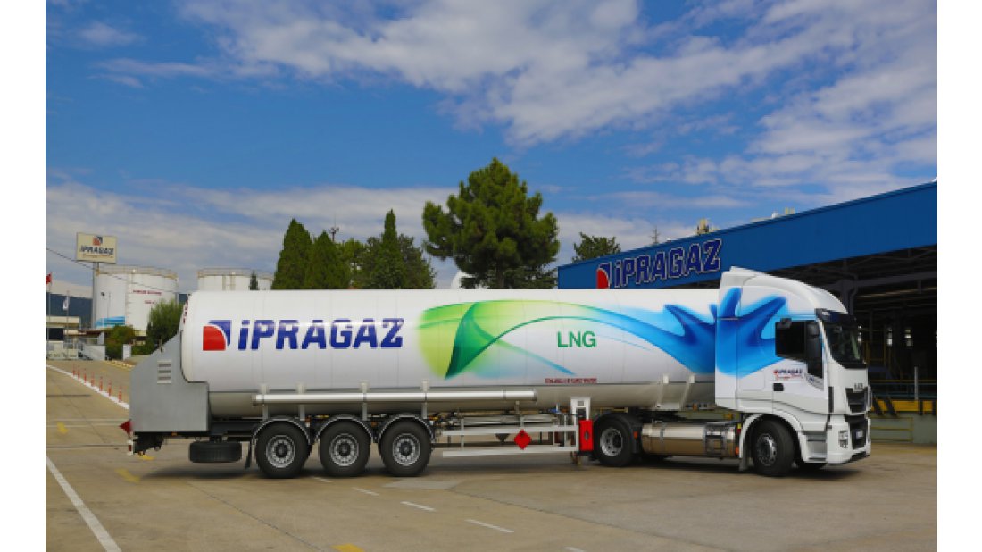 İpragaz’ın filosuna kattığı ilk LNG’li çekicisi Türkiye yollarında
