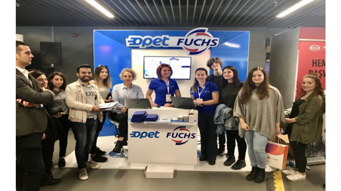 Opet Fuchs, TÜMKAF’ta geleceğin mühendisleri ile buluştu